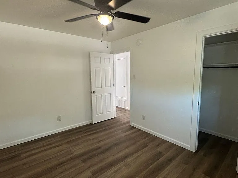 304 Vassar Dr SE — Photo 9