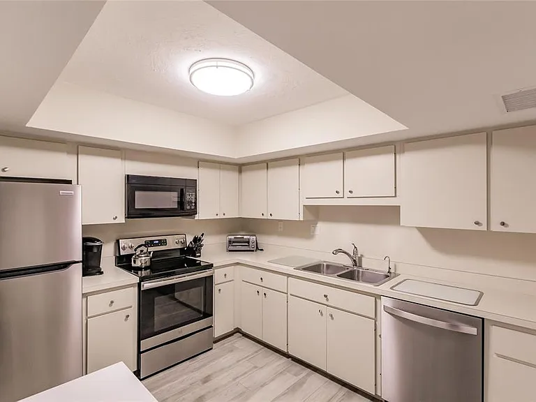1055 W Peppertree Dr #506AA — Photo 7