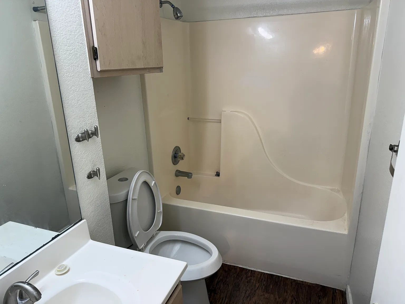5412 Creekridge Dr — Photo 3