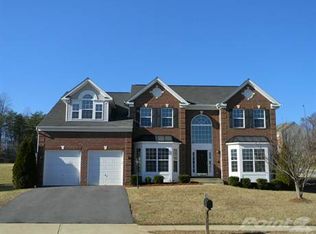 5200 Spanish Dollar Ct, Woodbridge, VA 22193