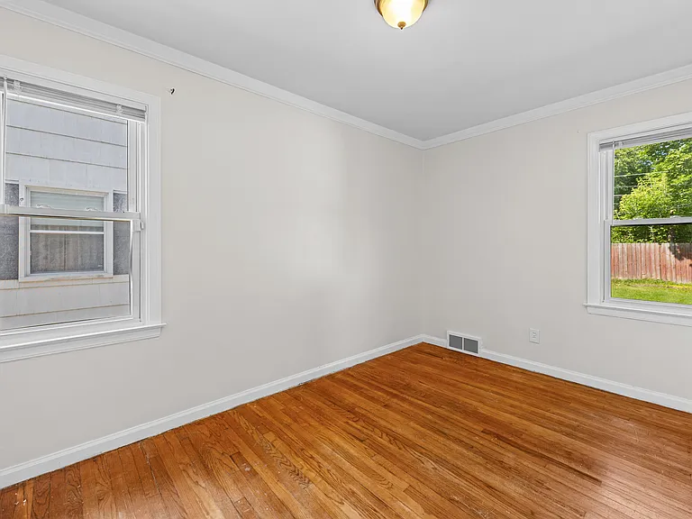 3725 Coolidge Hwy — Photo 6