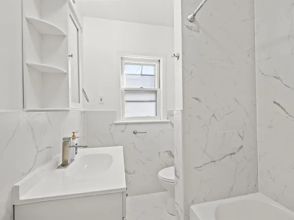 72 West 33rd Street image 7 of 12