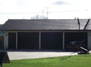 2815 McPherson Rd, North Platte, NE 69101