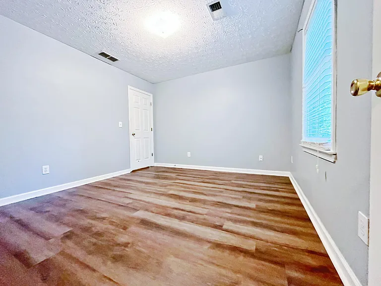 3060 Oak Meadow Dr — Photo 27
