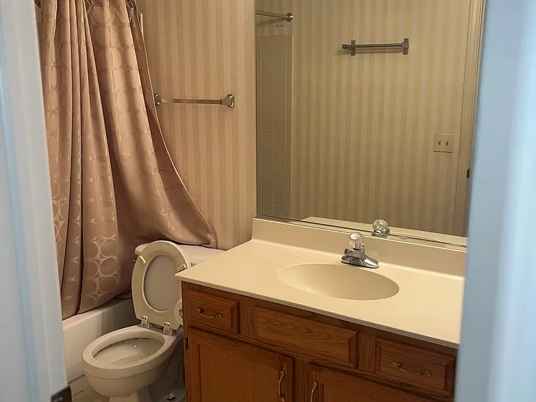 1006 Butternut Ln — Photo 13