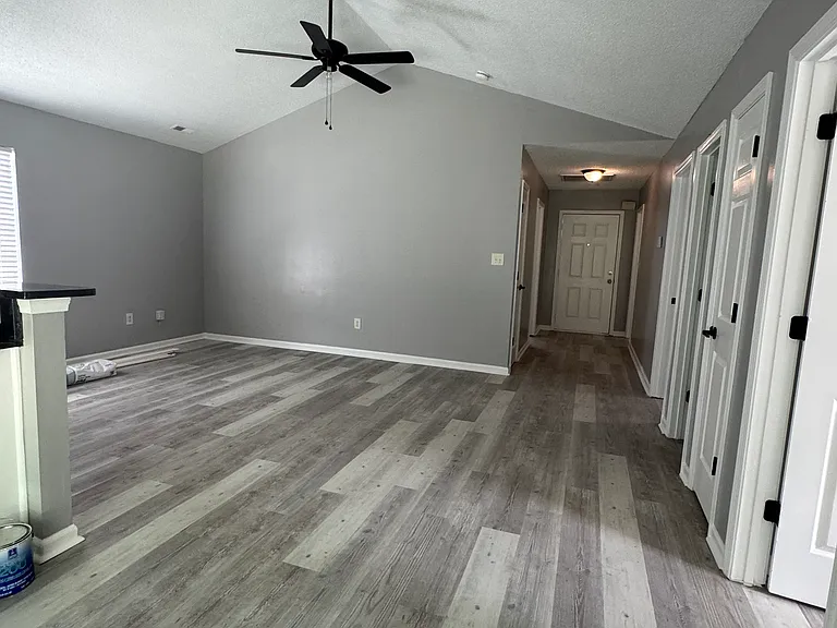 1318 Braveheart Ln — Photo 14