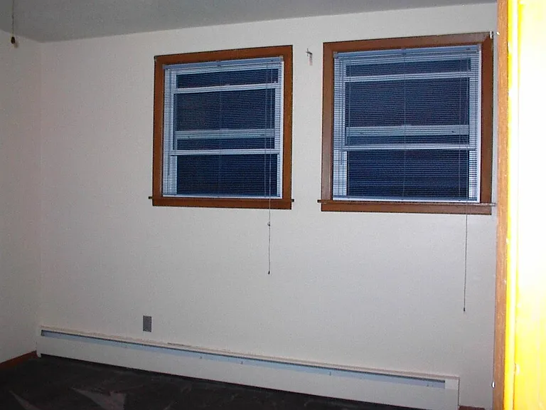 1093 Polk Cir NE — Photo 20