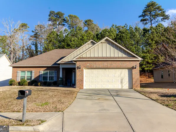 862 Crescent Ln, Griffin, GA 30224