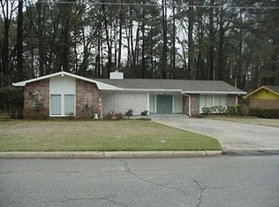 102 Freeman Dr, Warner Robins, GA