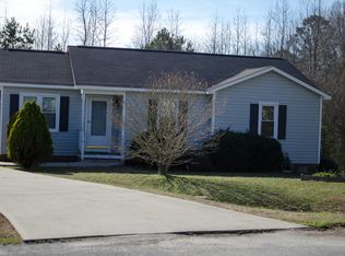 28 Gaston Ct, Angier, NC 27501