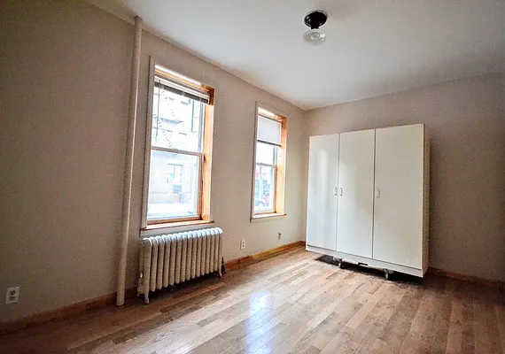 Rented by Bold New York | media 5