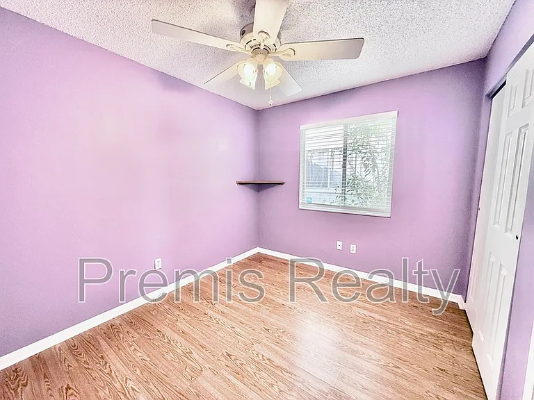 747 Brook St — Photo 20