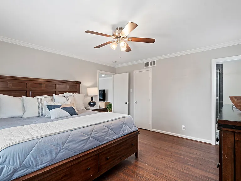10615 Larchfield Ln — Photo 13