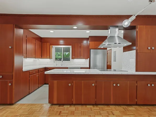 1307 Sequoia Pl, Davis, CA 95616