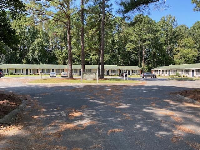 Quiet 18 unit apartment community across street from Goldsboro Golf Club.