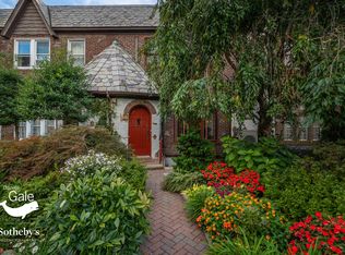 6786 Groton St, Forest Hills, NY 11375