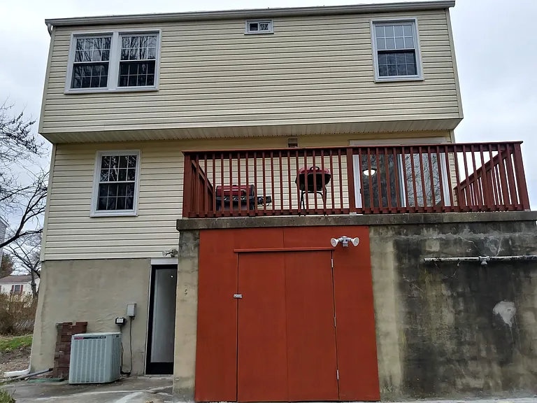 7 Big Stone Ct — Photo 2