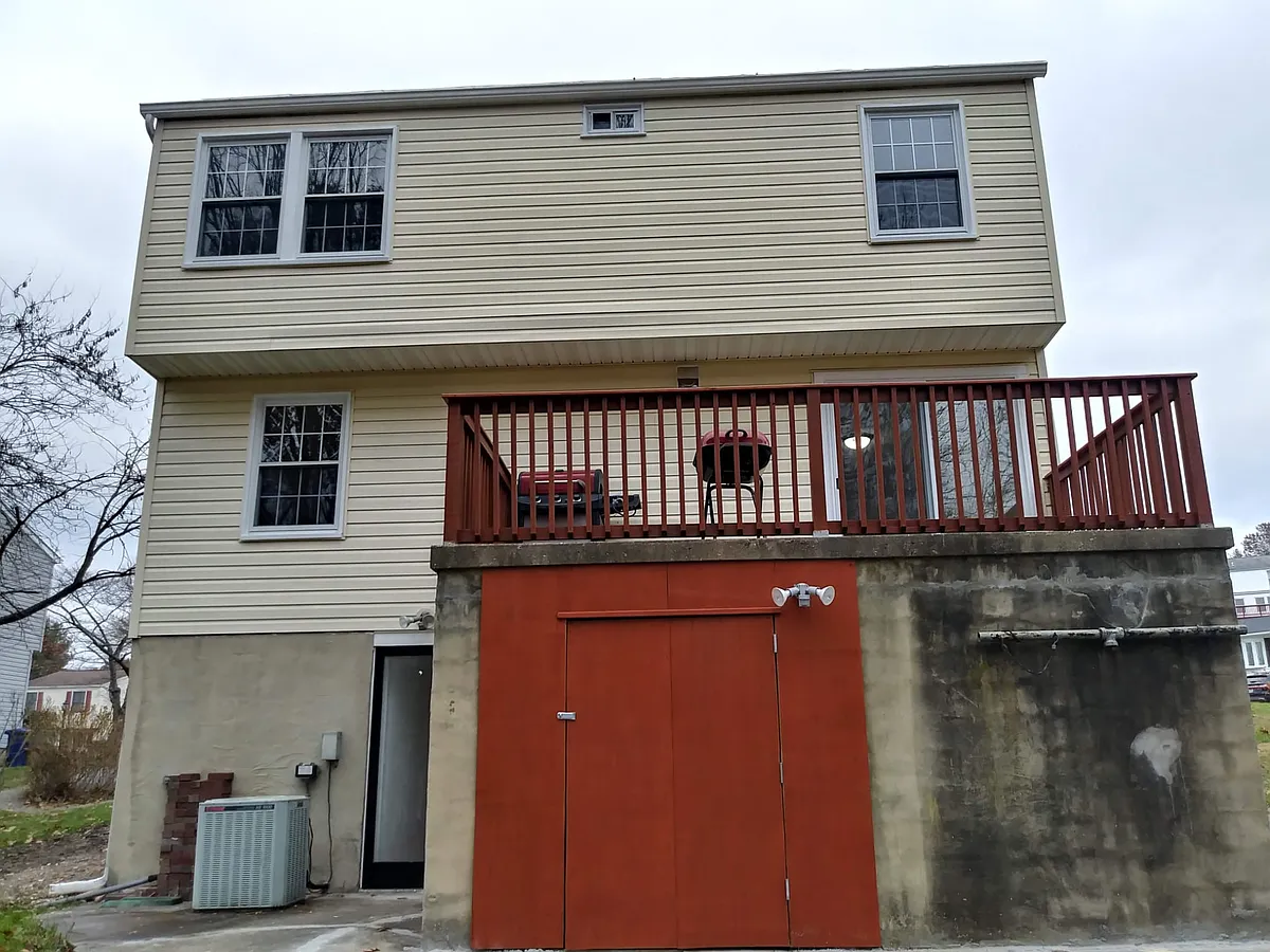 Building Photo - 7 Big Stone Ct