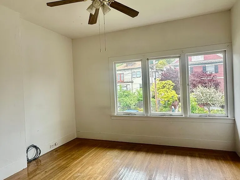 1512 Arch St — Photo 15