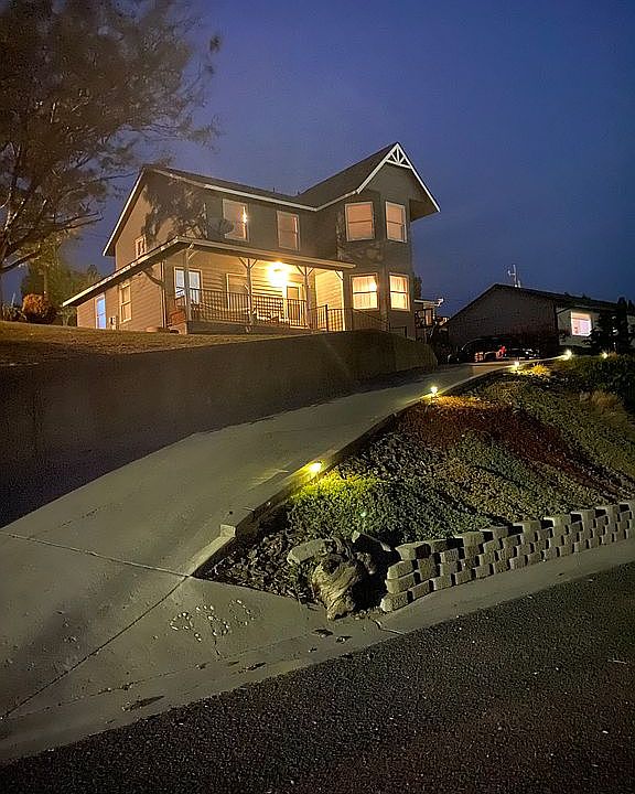 1st image of 930 Ann Ave