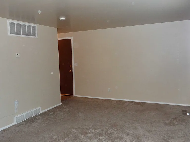 1968 E View St #3 — Photo 6