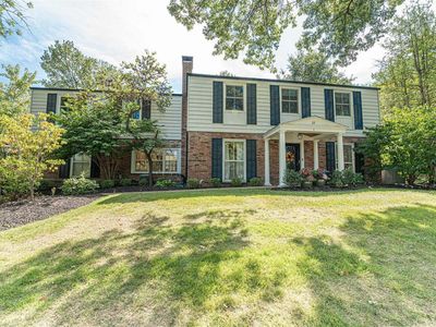 15 Fleetwood Dr, Saint Louis, MO, 63124