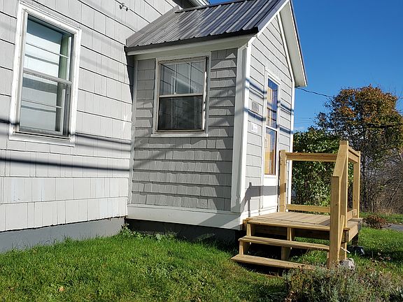 2nd image of 2112 Cowan St Unit 2