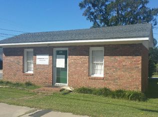 327 S Mill St, Manning, SC 29102