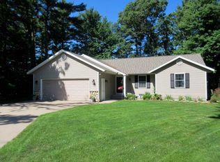 2431 Sunset Ct, Plover, WI 54467