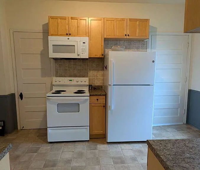 1326 Monroe St NE #1 — Photo 3
