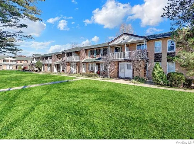 105 Artist Lake Dr — Photo 1