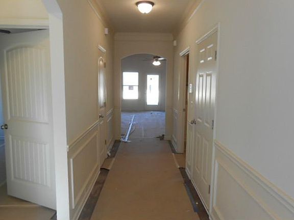 3rd image of 129 Stone Manor Ct