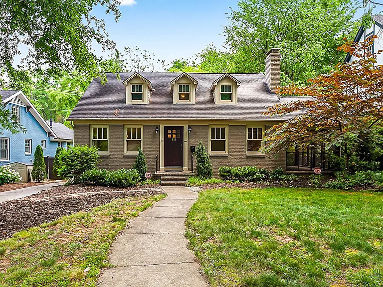 607 Mount Vernon Ave — Photo 1