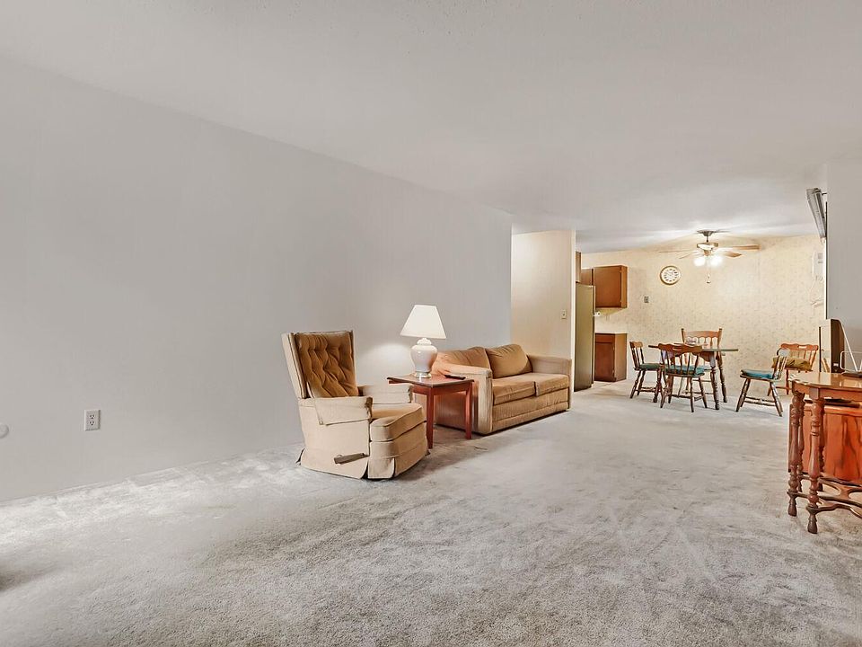 1st image of 3421 Kent St APT 510