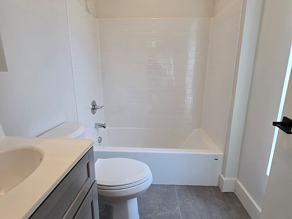 3rd image of 269 Martin Luther King Dr #4BA