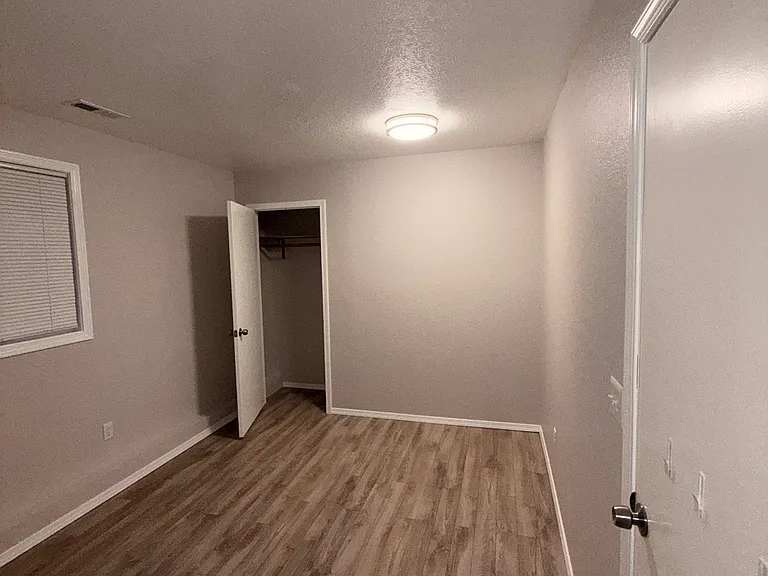 8619 53rd Pl W — Photo 10