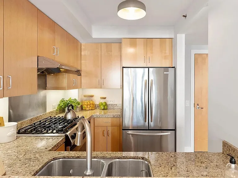 650 Turk St #206 — Photo 5