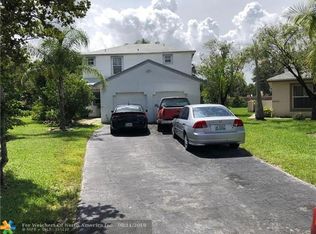 101 NW 207th Ave, Pembroke Pines, FL 33029