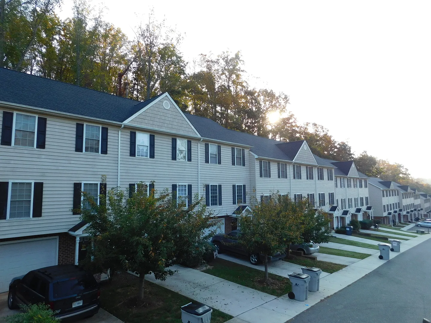 Brand New Three Level Luxury Townhome Available for Immediate Occupancy — Photo 3