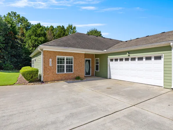 1502 Commonwealth Cir, Newnan, GA 30263
