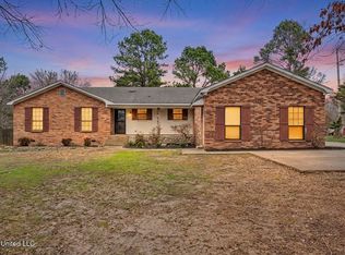 3810 Church Rd, Horn Lake, MS 38637