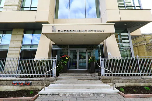 500 Sherbourne St #506 Photo 1
