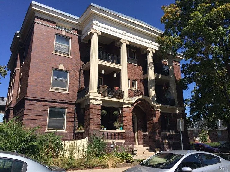 1705 Pleasant St #A — Photo 3