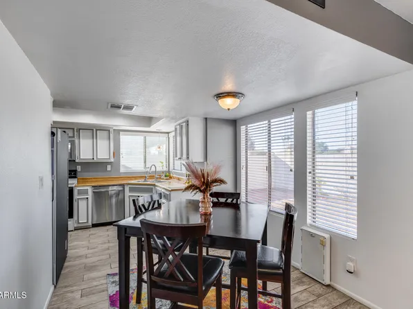 6534 W NORTH Lane, Glendale, AZ 85302