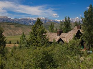 1125 W Pine Siskin Rd, Jackson, WY 83001