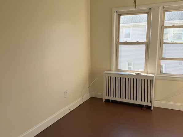 758 Kingsland Ave Floor 2