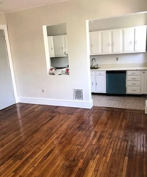1125 S 48th St #2F — Photo 6