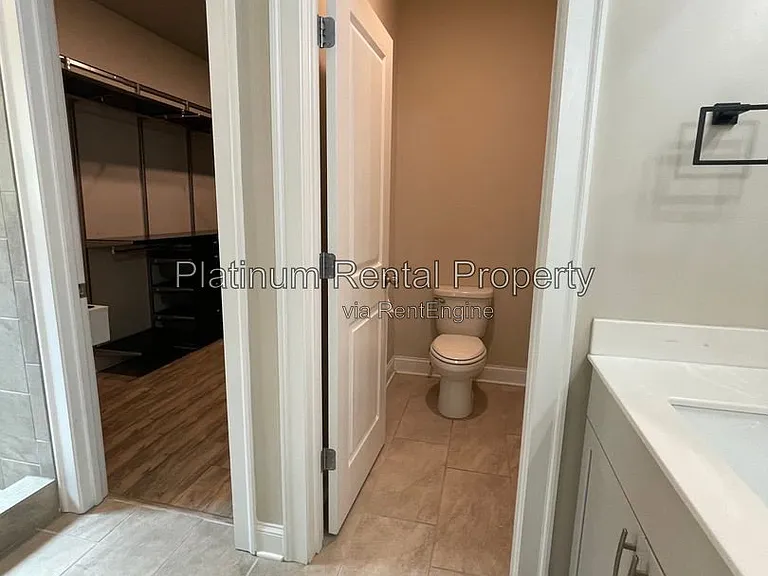 3215 Summerpoint Xing — Photo 49
