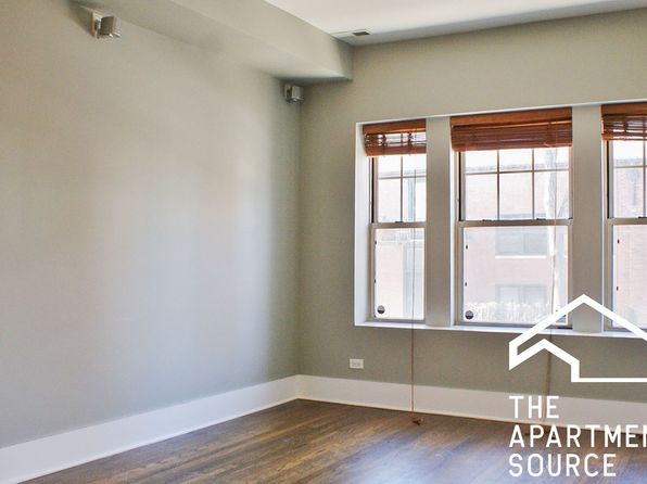 3453 N Wolcott Ave #1