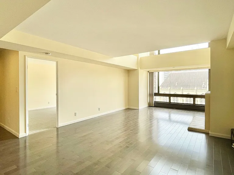 1177 California St #1132 — Photo 12